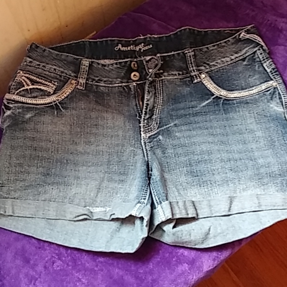Amethyst shorts